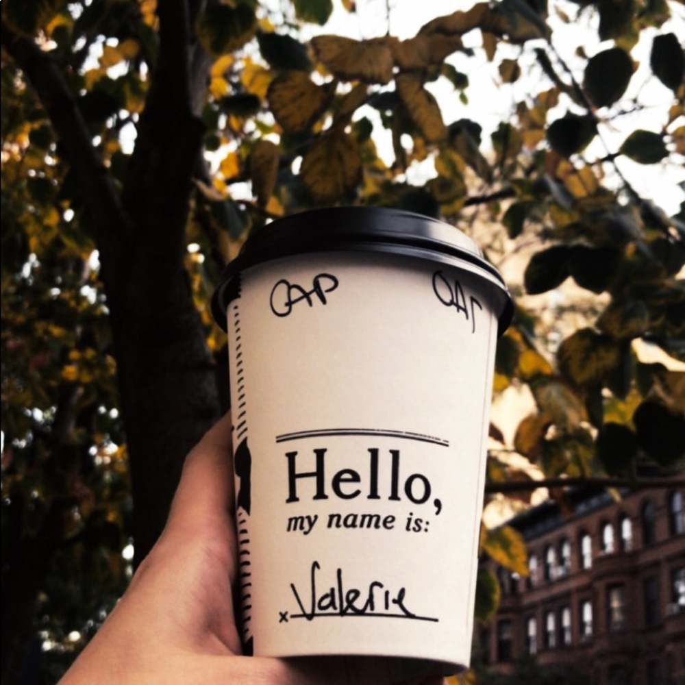 Meet your Posher, Valeria